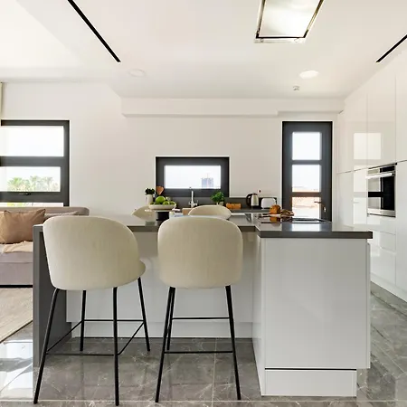 Sanders Evolution 2 Limassol Exterior photo